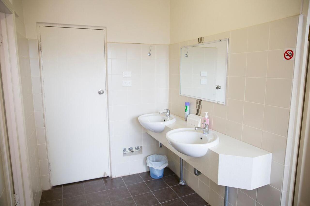 Royal Hotel Wyong Ngoại thất bức ảnh
